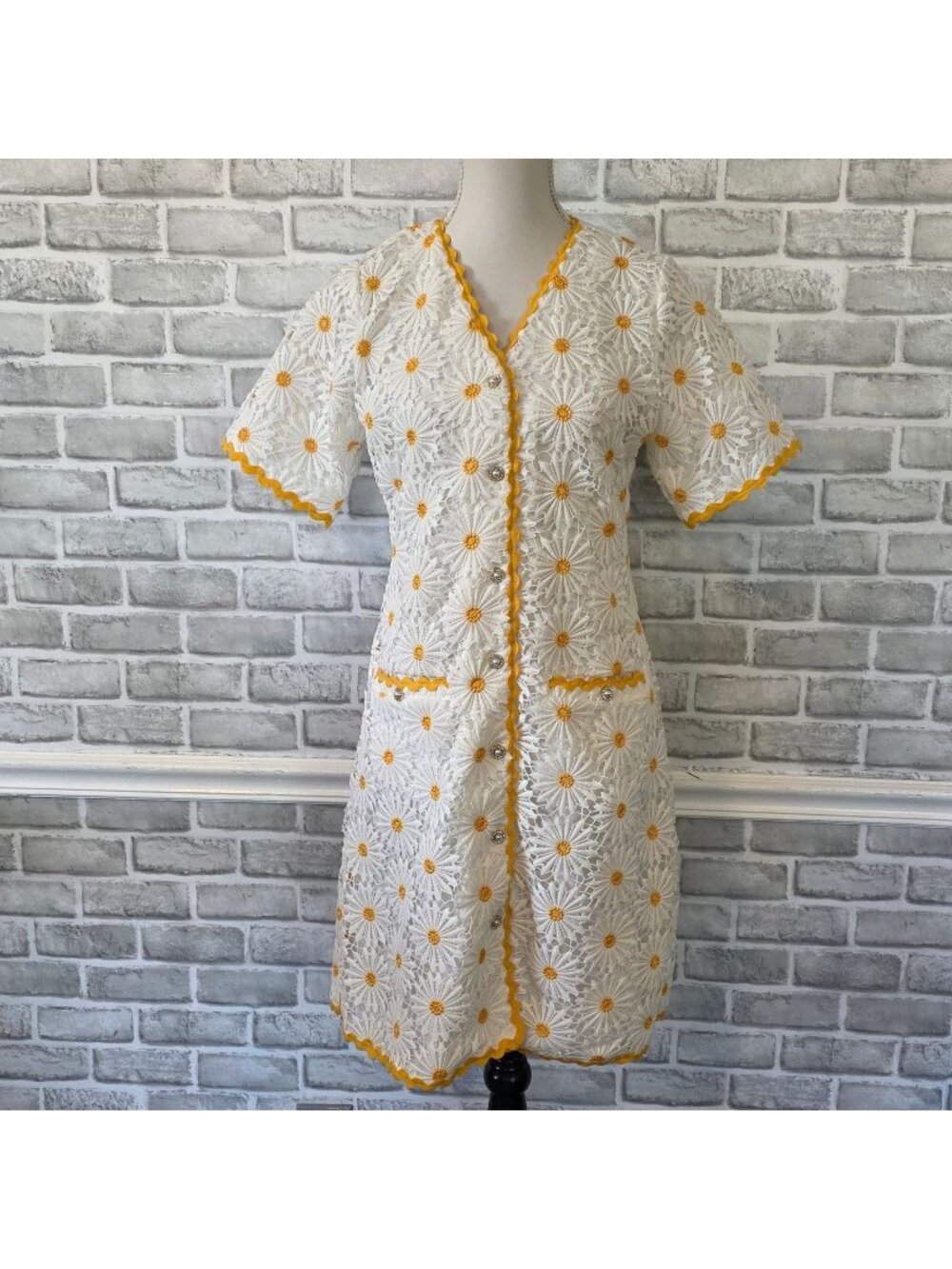 Ivy City Co Daisy Lace Mini Dress XS Retro Mod Coquette Sunshine Fairy Yellow